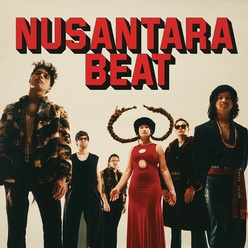 Pochette de l'album éponyme du groupe Nusantara Beat, sorti en 2025
